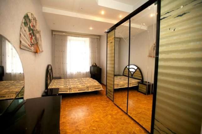 Flat in the city center Odessa Exterior foto